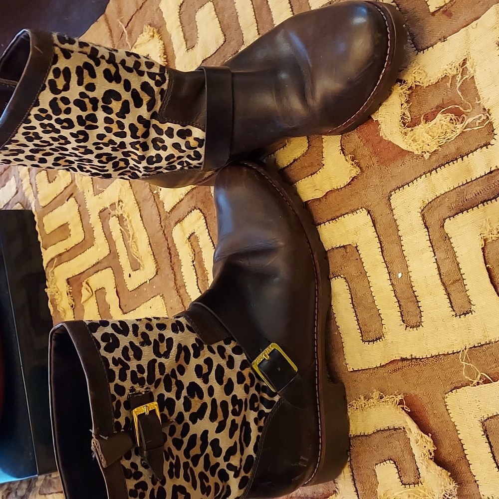 Ankle boots